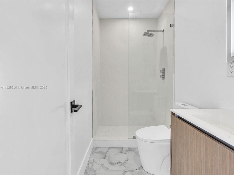 На продажу: $6,500,000 (0 спален, 0 ванн, 0 Квадратных фут)