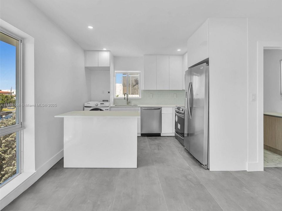 На продажу: $6,500,000 (0 спален, 0 ванн, 0 Квадратных фут)