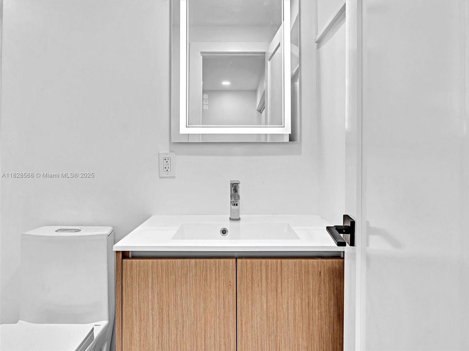 На продажу: $6,500,000 (0 спален, 0 ванн, 0 Квадратных фут)