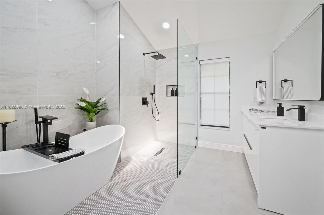 Recently Sold: $1,350,000 (5 beds, 5 baths, 4299 Square Feet)