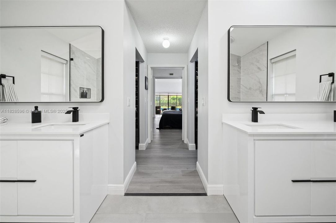 Recently Sold: $1,350,000 (5 beds, 5 baths, 4299 Square Feet)