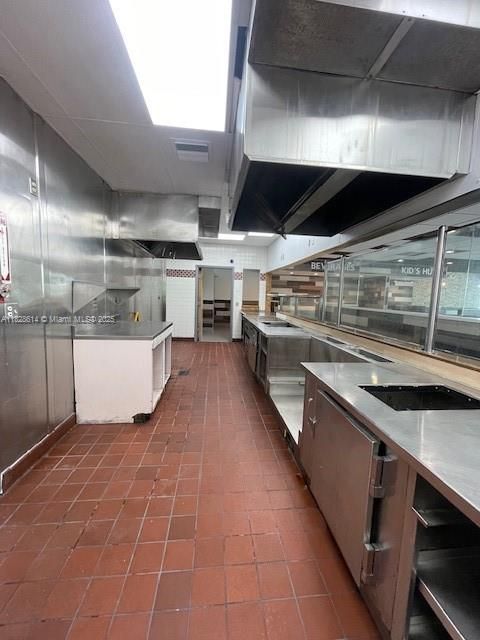 В аренду: $7,408 (0 спален, 0 ванн, 0 Квадратных фут)