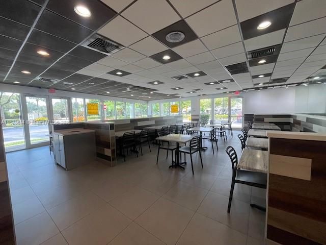 В аренду: $7,408 (0 спален, 0 ванн, 0 Квадратных фут)