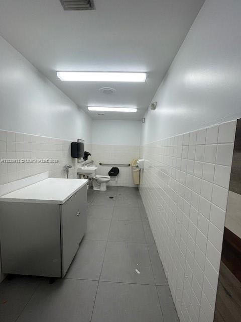 В аренду: $7,408 (0 спален, 0 ванн, 0 Квадратных фут)