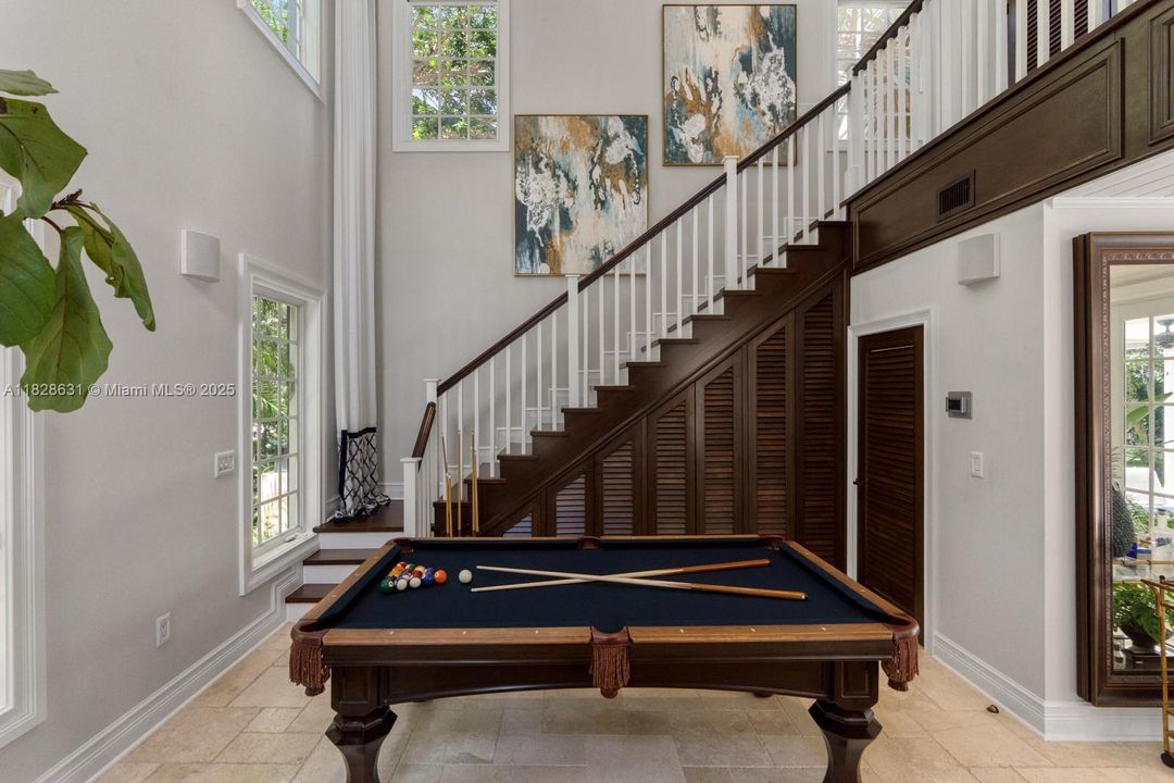 For Sale: $2,999,999 (6 beds, 6 baths, 4694 Square Feet)