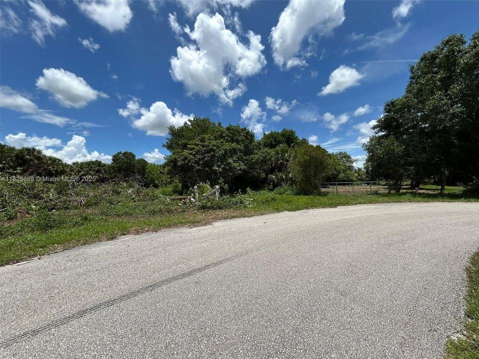 Recently Sold: $173,000 (1.11 acres)