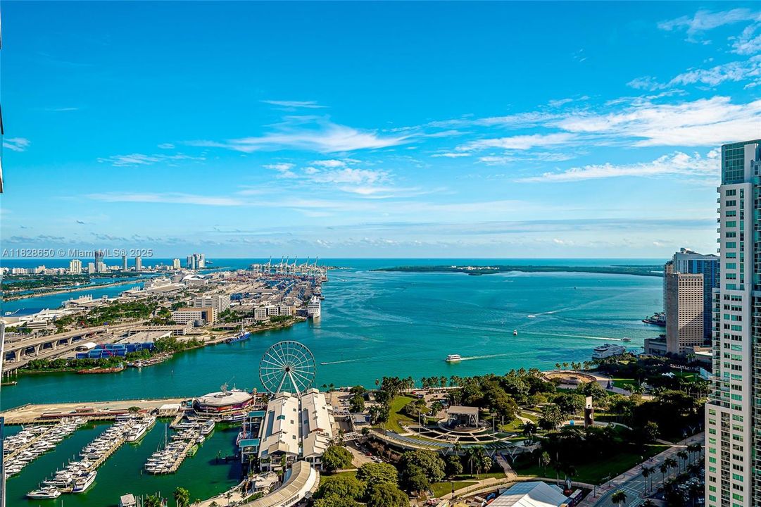 En Venta: $1,399,000 (3 camas, 3 baños, 1043 Pies cuadrados)