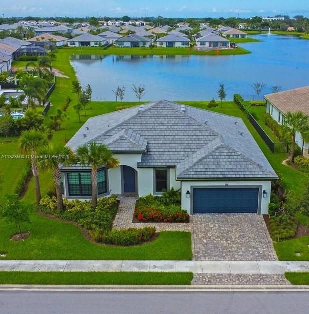 Recently Sold: $1,239,000 (3 beds, 2 baths, 2468 Square Feet)