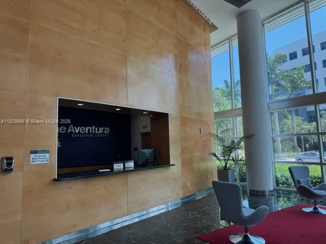 最近售出: $5,100 (0 贝兹, 0 浴室, 0 平方英尺)