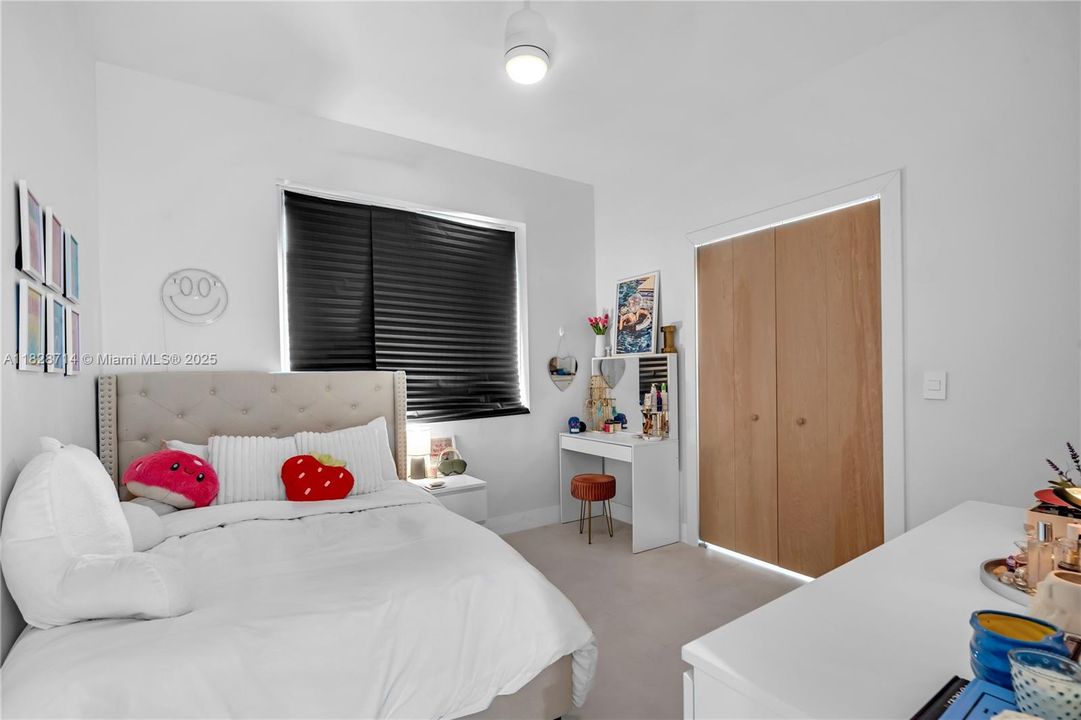 最近租的: $6,000 (4 贝兹, 2 浴室, 2536 平方英尺)