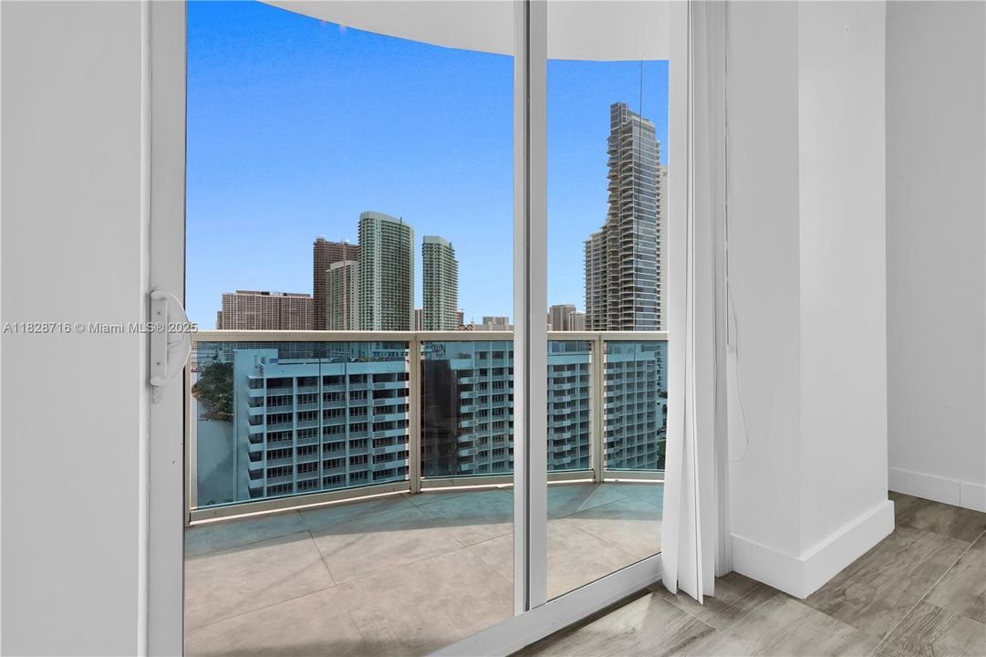 Vendido Recientemente: $845,000 (2 camas, 2 baños, 1400 Pies cuadrados)