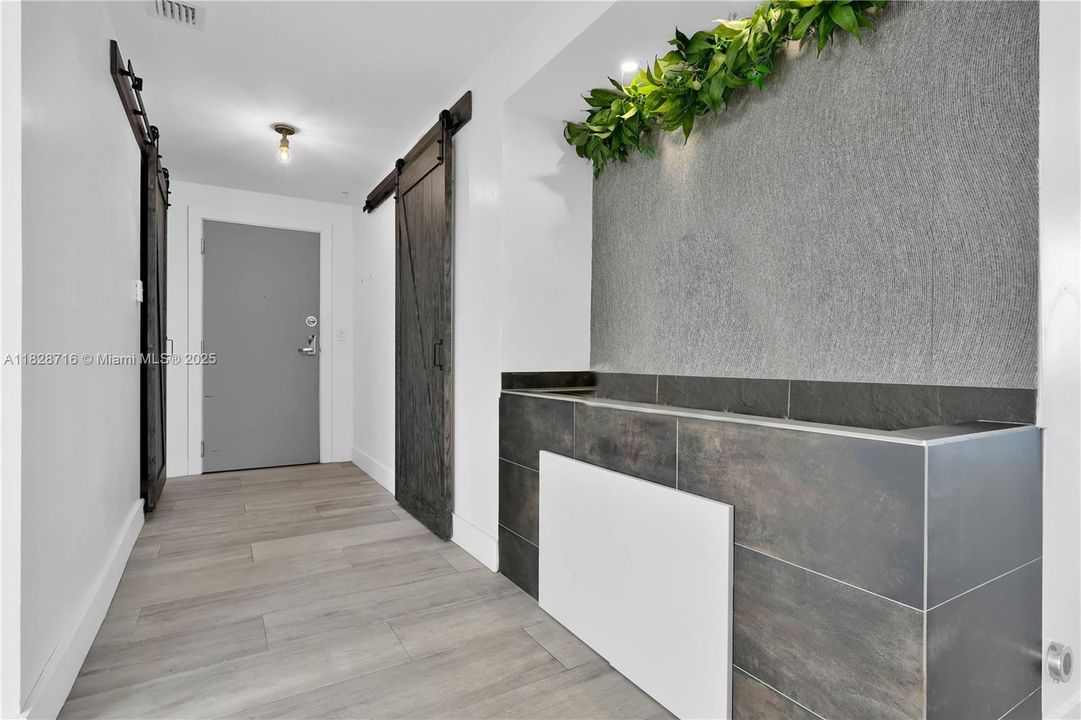 Vendido Recientemente: $845,000 (2 camas, 2 baños, 1400 Pies cuadrados)