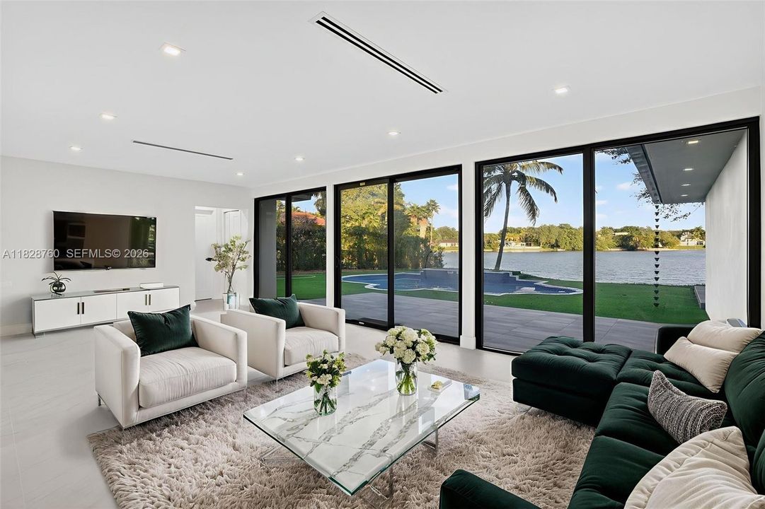 For Sale: $1,997,500 (4 beds, 4 baths, 3043 Square Feet)