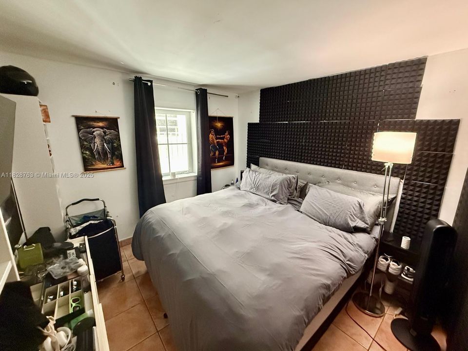 Vendido Recientemente: $200,000 (1 camas, 1 baños, 500 Pies cuadrados)