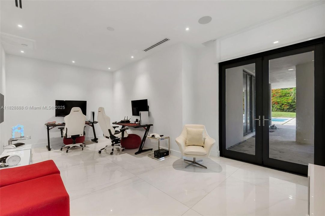 En Venta: $6,495,000 (6 camas, 7 baños, 8088 Pies cuadrados)