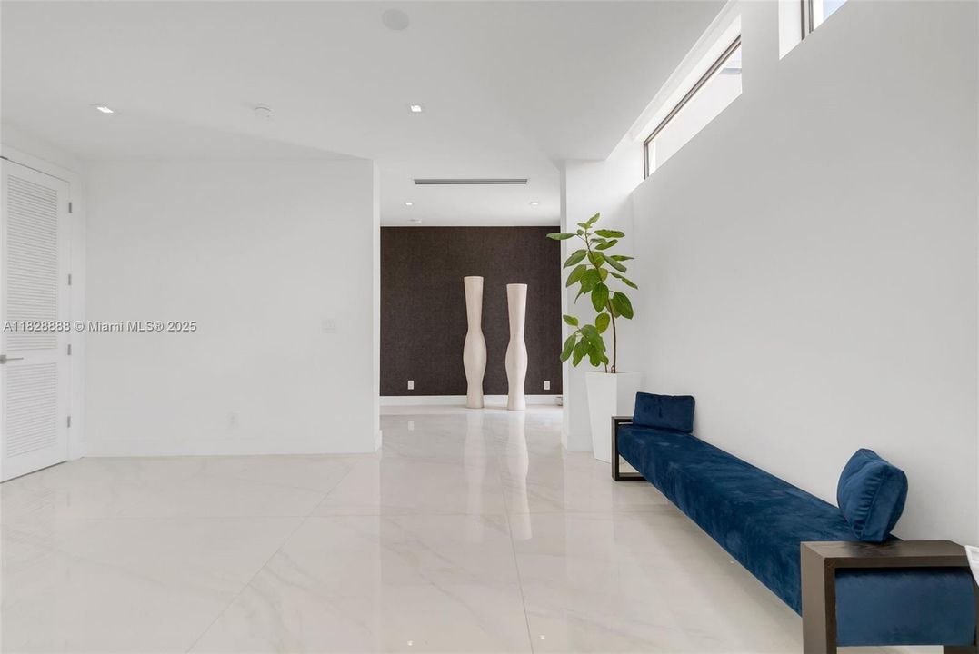 En Venta: $6,495,000 (6 camas, 7 baños, 8088 Pies cuadrados)