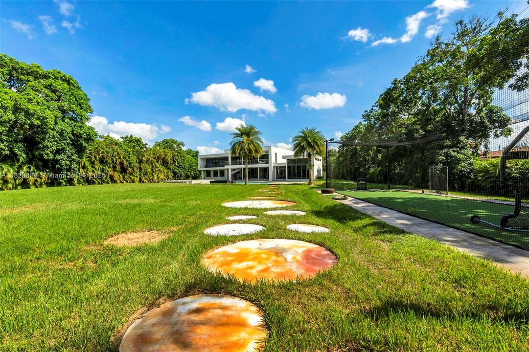 En Venta: $6,495,000 (6 camas, 7 baños, 8088 Pies cuadrados)