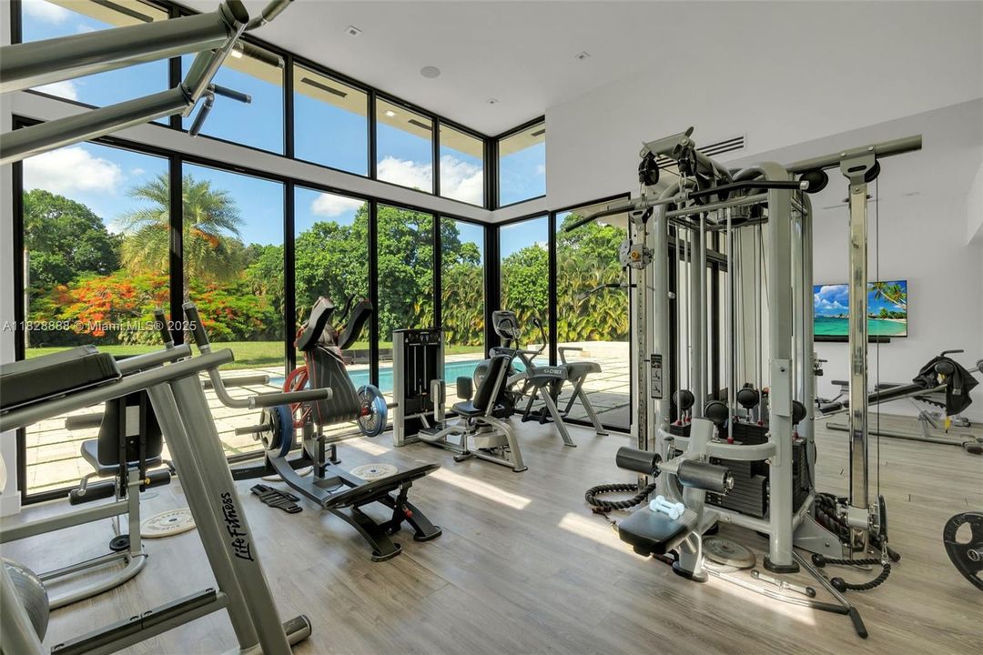 En Venta: $6,495,000 (6 camas, 7 baños, 8088 Pies cuadrados)