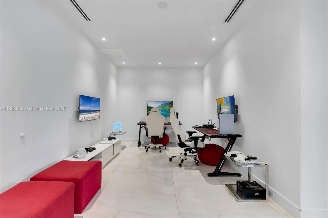 En Venta: $6,495,000 (6 camas, 7 baños, 8088 Pies cuadrados)