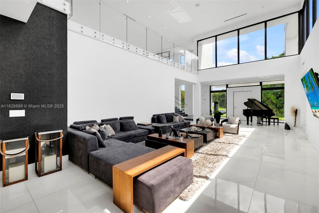 En Venta: $6,495,000 (6 camas, 7 baños, 8088 Pies cuadrados)