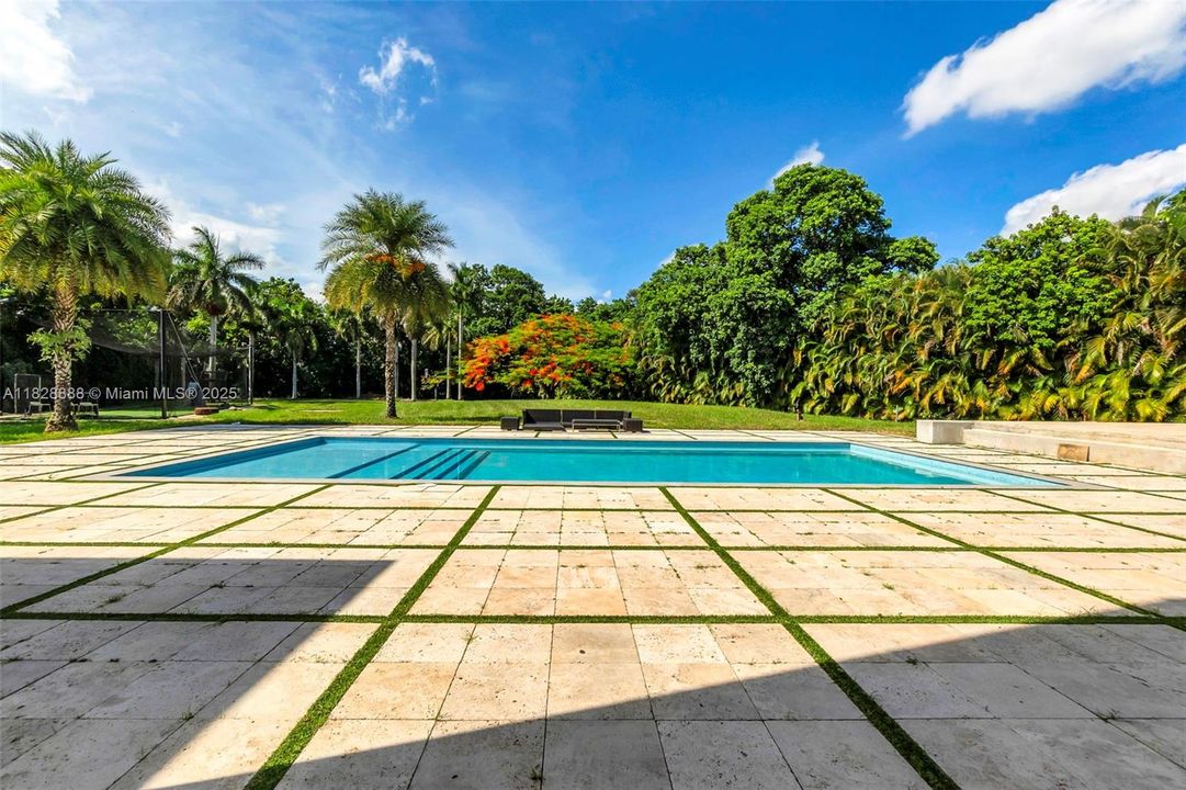 En Venta: $6,495,000 (6 camas, 7 baños, 8088 Pies cuadrados)