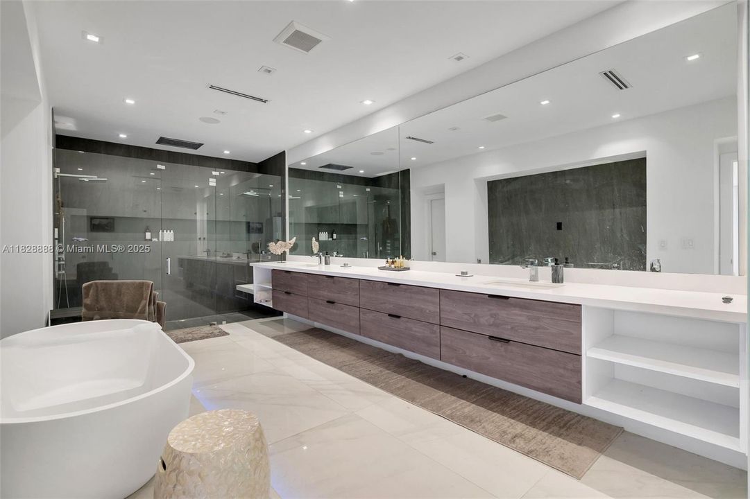 En Venta: $6,495,000 (6 camas, 7 baños, 8088 Pies cuadrados)