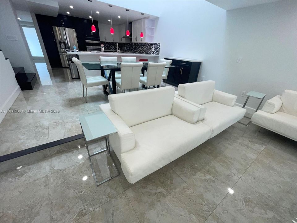 For Sale: $1,500,000 (4 beds, 3 baths, 2425 Square Feet)