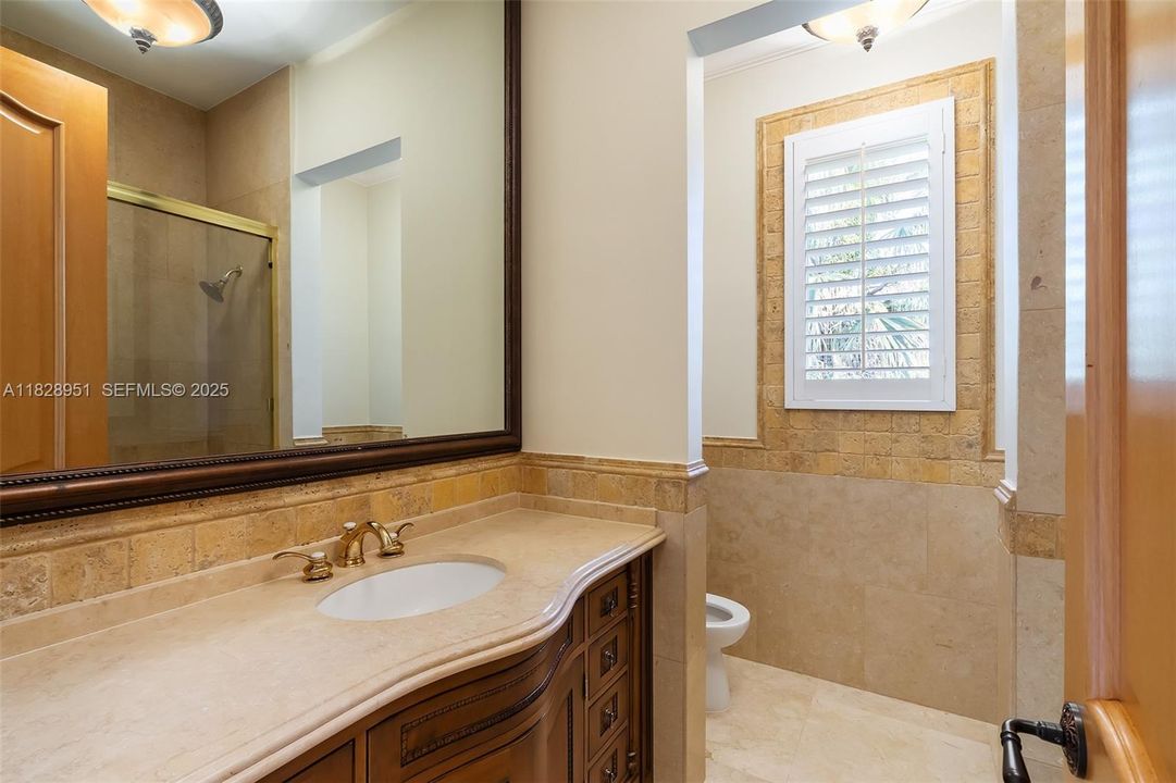 For Sale: $7,700,000 (6 beds, 7 baths, 7400 Square Feet)