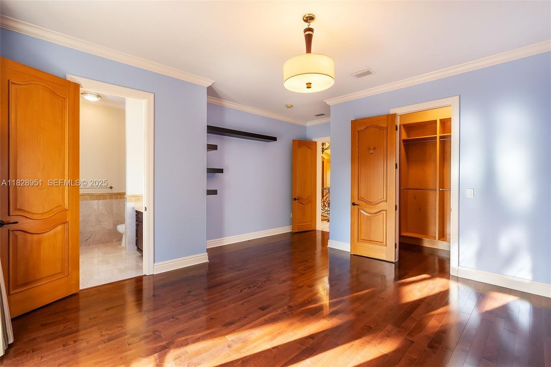 For Sale: $7,700,000 (6 beds, 7 baths, 7400 Square Feet)