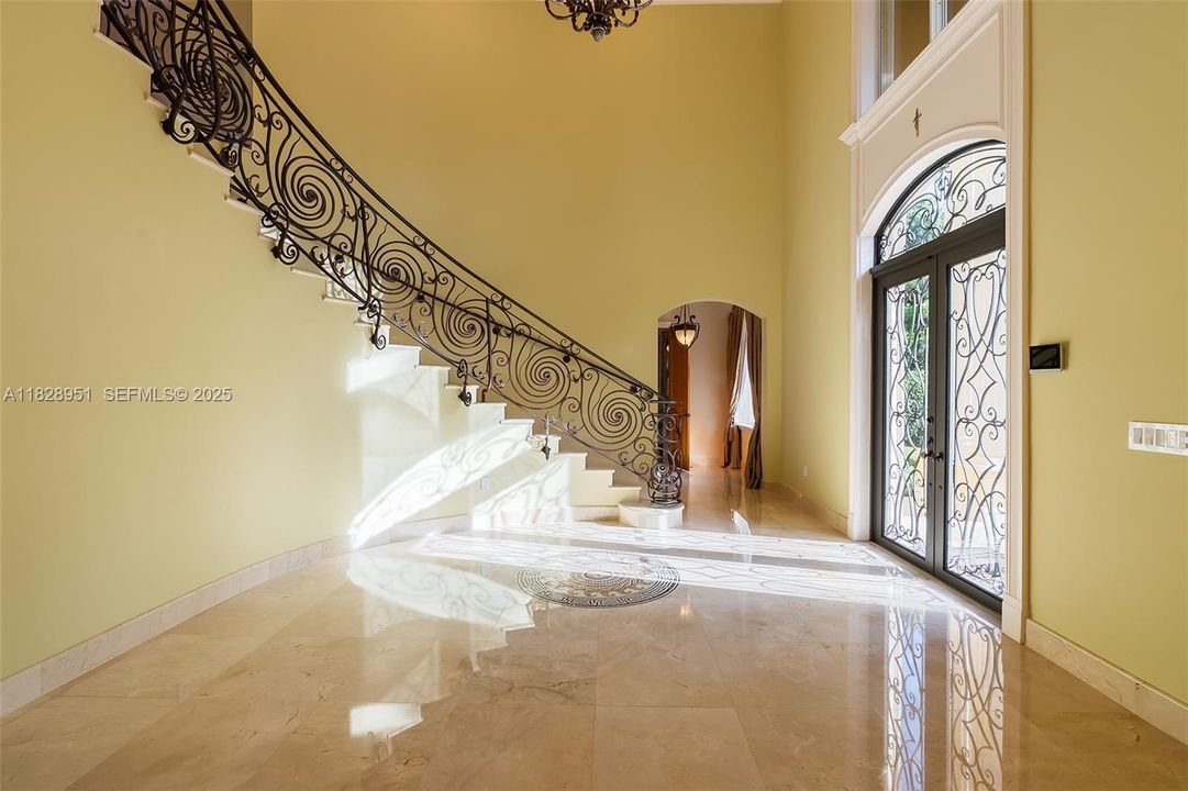 For Sale: $7,700,000 (6 beds, 7 baths, 7400 Square Feet)