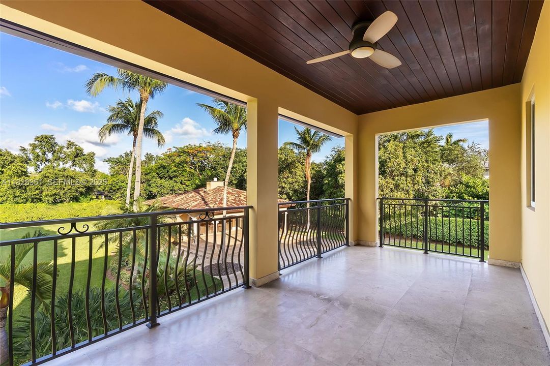 For Sale: $7,700,000 (6 beds, 7 baths, 7400 Square Feet)