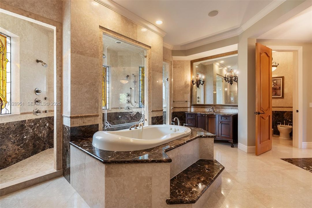 For Sale: $7,700,000 (6 beds, 7 baths, 7400 Square Feet)