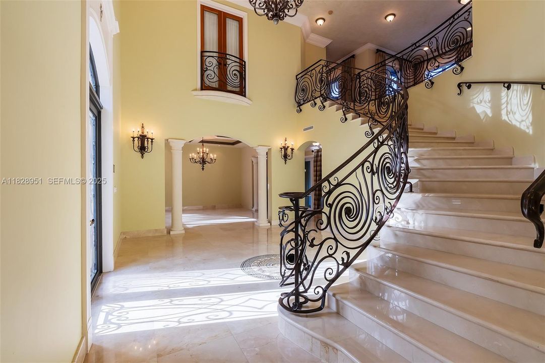 For Sale: $7,700,000 (6 beds, 7 baths, 7400 Square Feet)