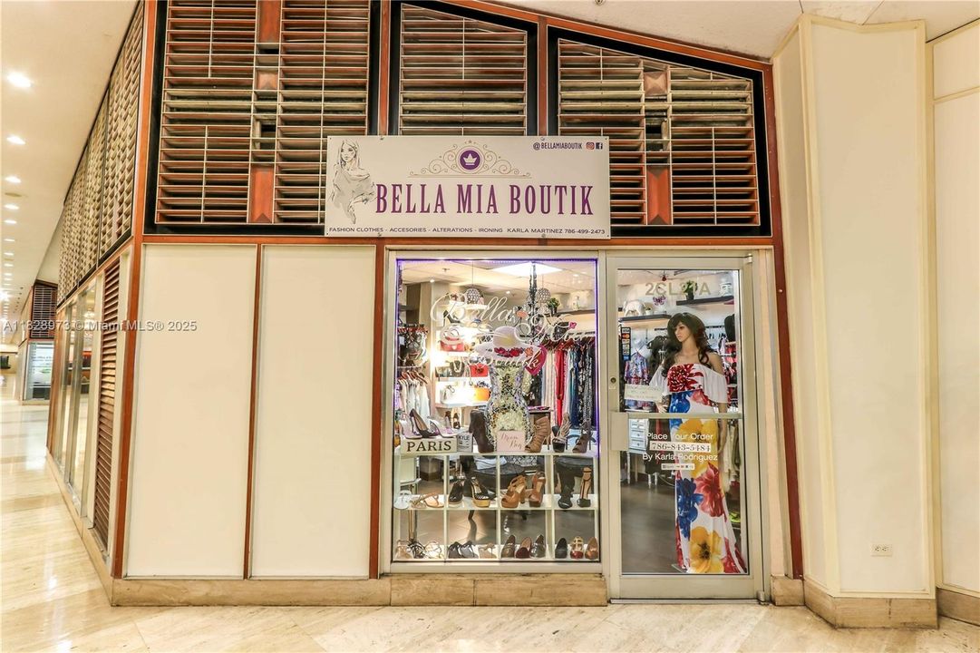 最近售出: $250,000 (0 贝兹, 1 浴室, 580 平方英尺)