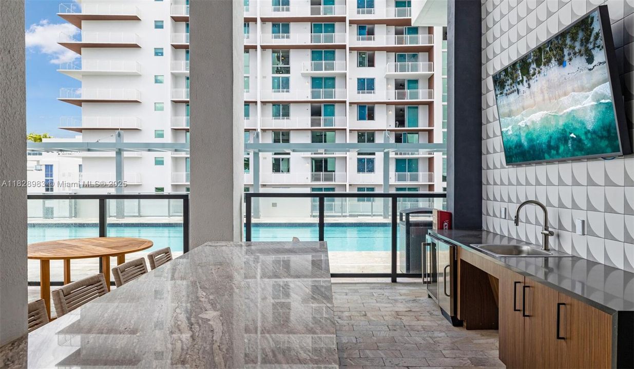 Recently Rented: $3,461 (2 beds, 2 baths, 1212 Square Feet)