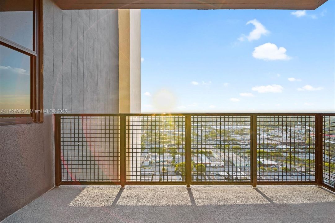 Recently Rented: $3,461 (2 beds, 2 baths, 1212 Square Feet)