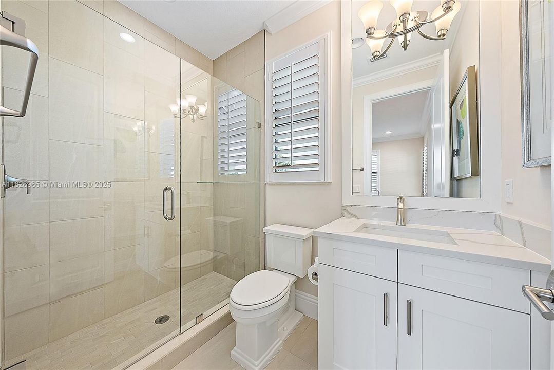 Active With Contract: $2,150,000 (4 beds, 5 baths, 3592 Square Feet)