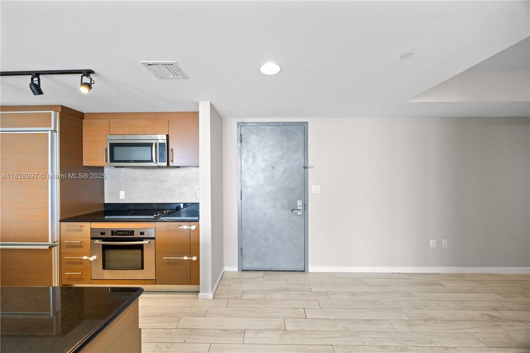 En Venta: $840,000 (2 camas, 2 baños, 1322 Pies cuadrados)