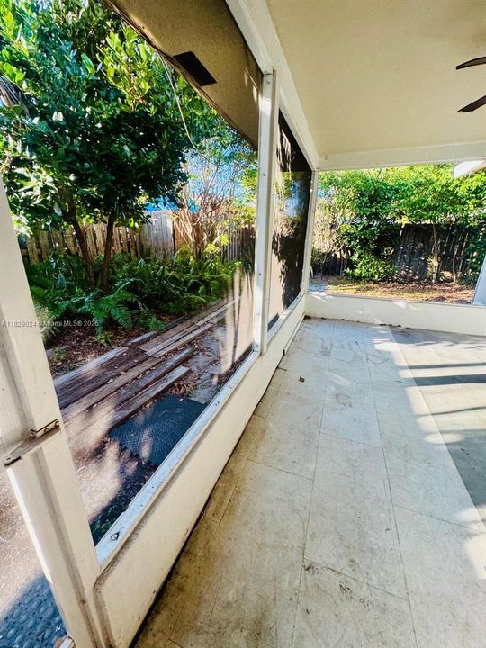 Recientemente alquilado: $1,600 (1 camas, 1 baños, 800 Pies cuadrados)