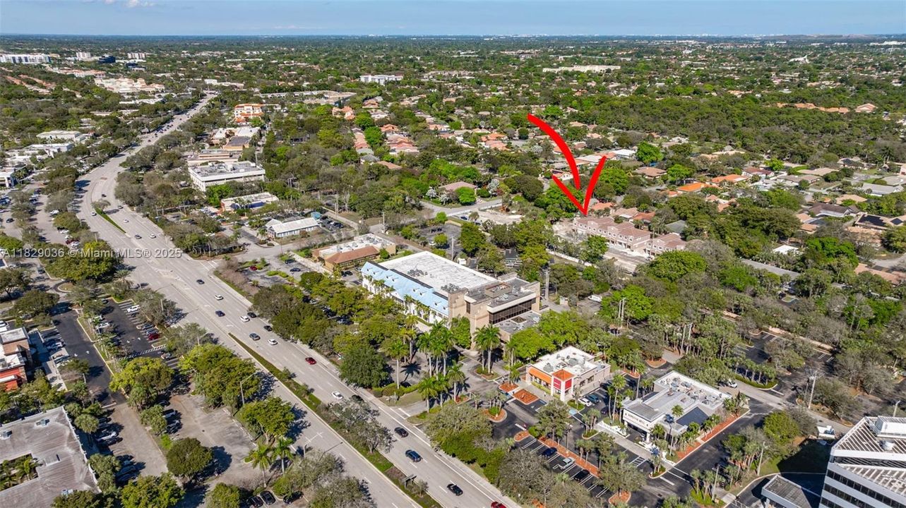 合同活跃: $698,100 (3 贝兹, 2 浴室, 1633 平方英尺)