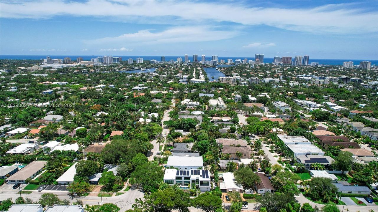На продажу: $3,950,000 (4 спален, 4 ванн, 3734 Квадратных фут)