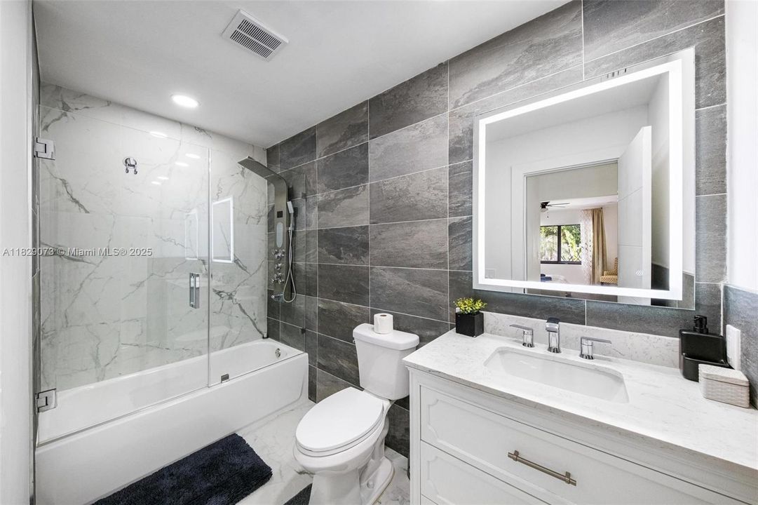 待售: $1,360,000 (4 贝兹, 4 浴室, 2996 平方英尺)