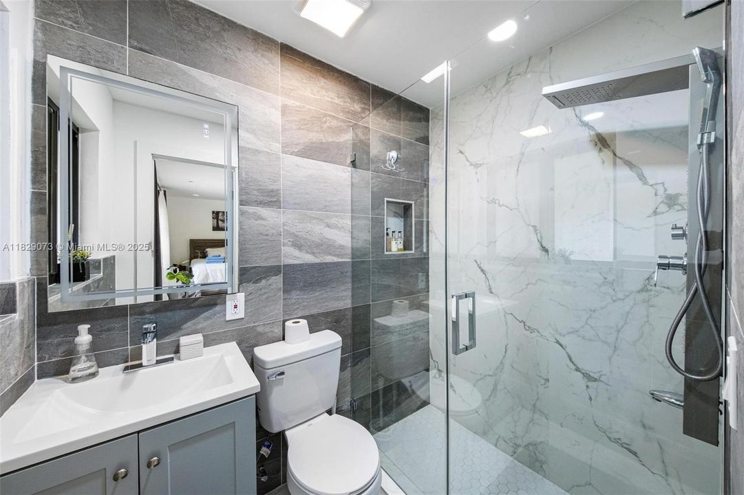 待售: $1,360,000 (4 贝兹, 4 浴室, 2996 平方英尺)