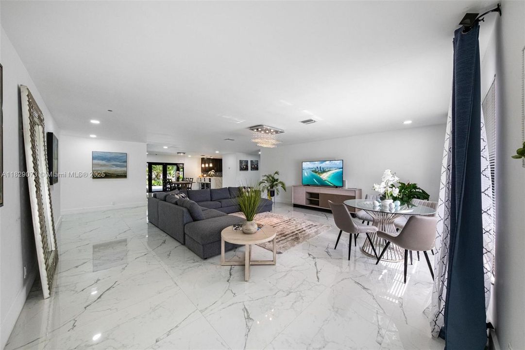 待售: $1,360,000 (4 贝兹, 4 浴室, 2996 平方英尺)