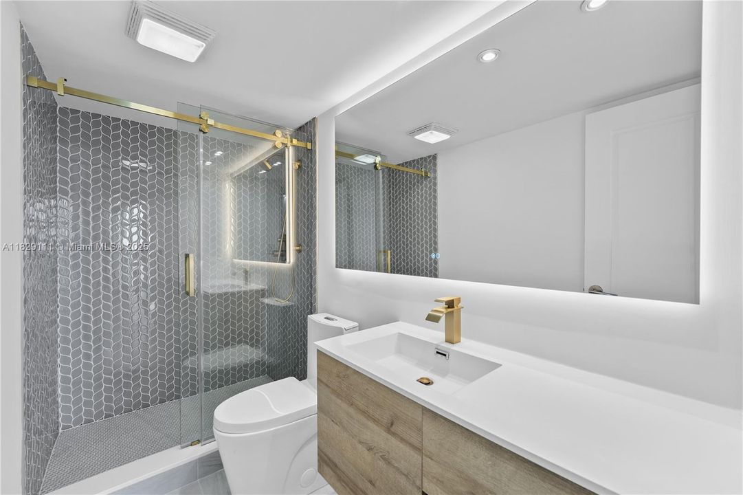 En Venta: $1,390,000 (2 camas, 2 baños, 1056 Pies cuadrados)