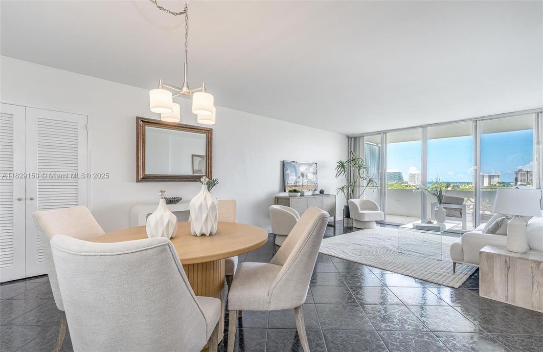 На продажу: $540,000 (2 спален, 2 ванн, 1105 Квадратных фут)