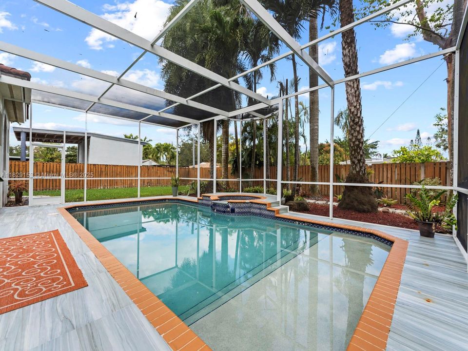 Recientemente alquilado: $4,800 (5 camas, 4 baños, 2722 Pies cuadrados)