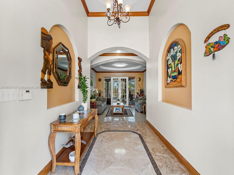 Recientemente alquilado: $4,800 (5 camas, 4 baños, 2722 Pies cuadrados)