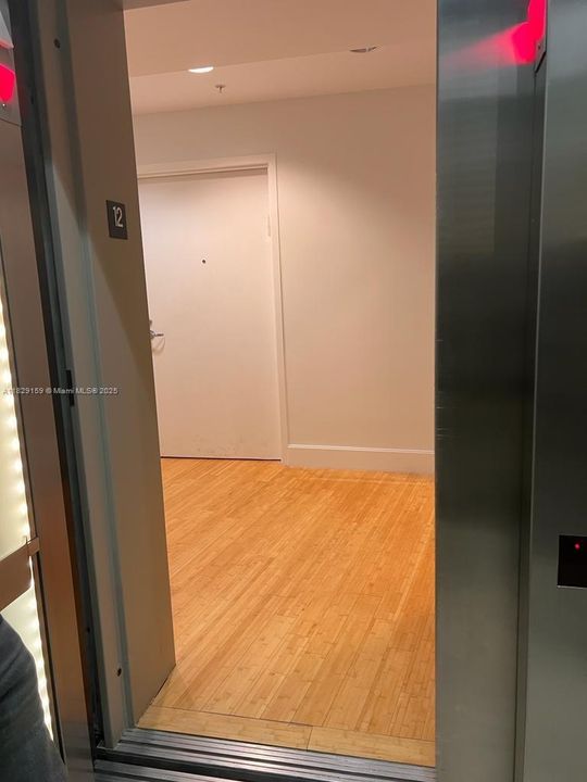 待售: $1,675,000 (2 贝兹, 2 浴室, 1499 平方英尺)