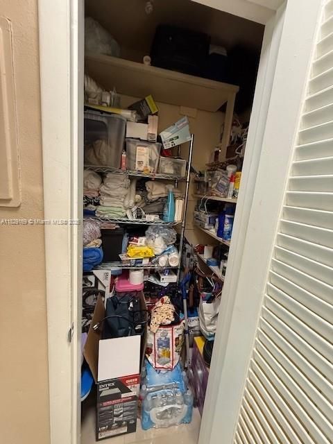 En Venta: $149,500 (1 camas, 1 baños, 579 Pies cuadrados)